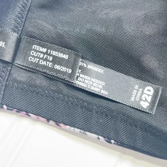 Torrid Black Floral Skull Curve 360 Back Smoothing Push Up Plunge Bra, Size 42D - Picture 8 of 9